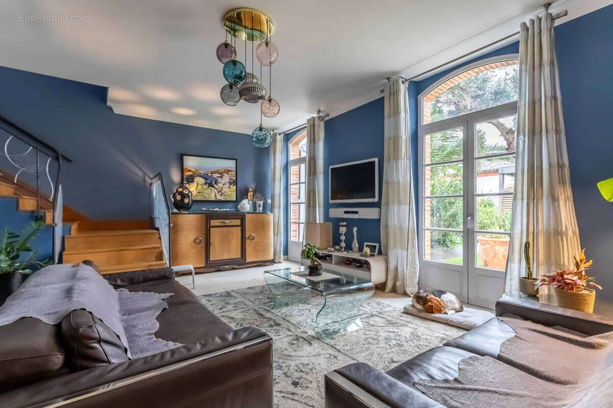 Maison à SAINT-NICOLAS-DE-LA-GRAVE