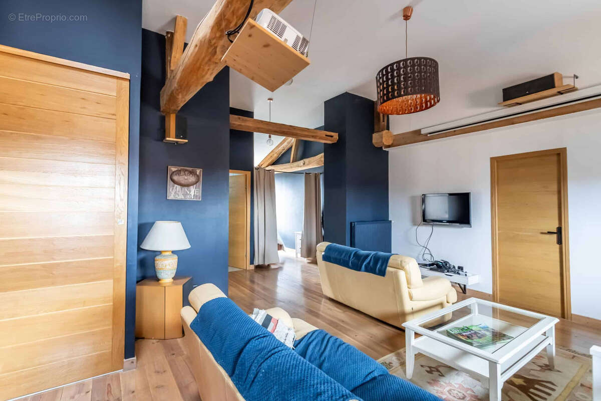 Maison à SAINT-NICOLAS-DE-LA-GRAVE