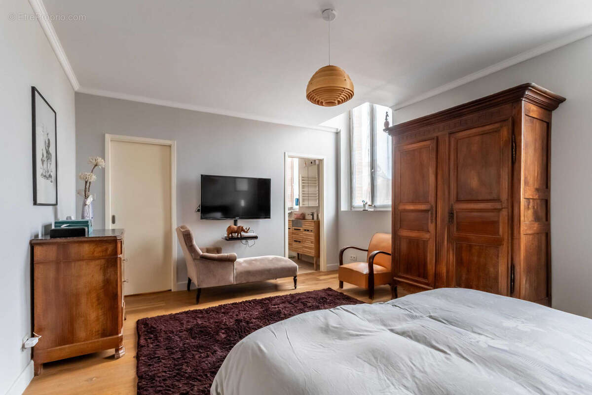 Maison à SAINT-NICOLAS-DE-LA-GRAVE