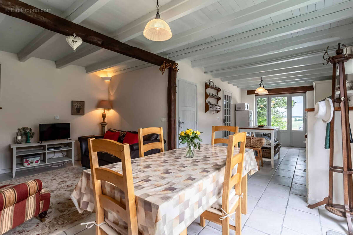 Maison à BOURG-DE-VISA