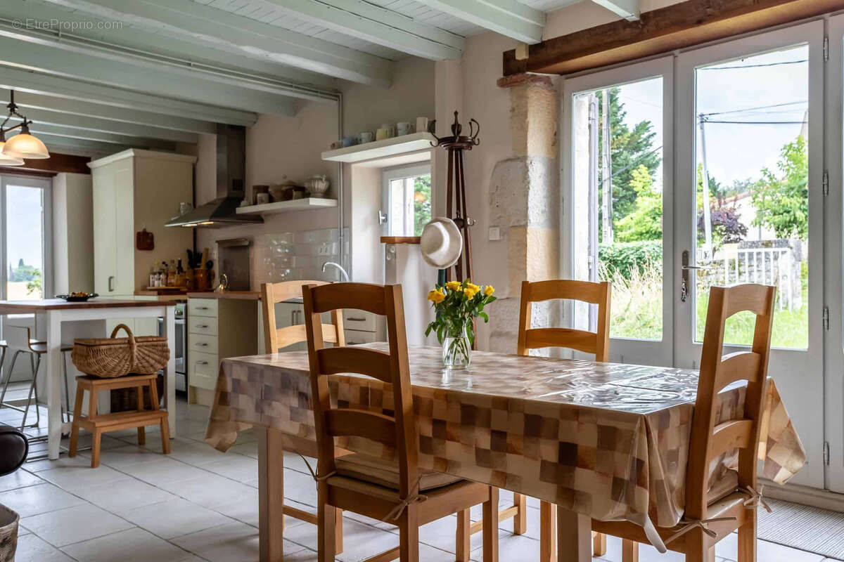 Maison à BOURG-DE-VISA