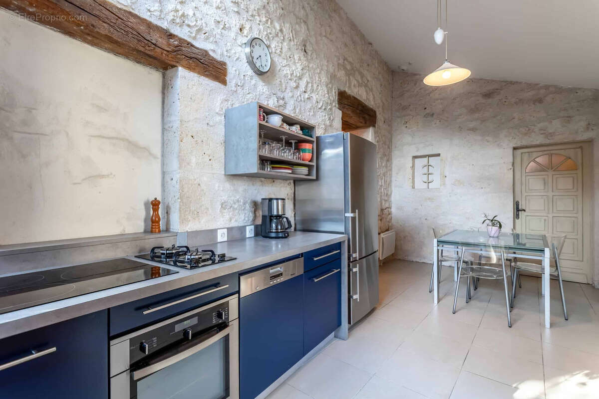 Maison à LAROQUE-TIMBAUT