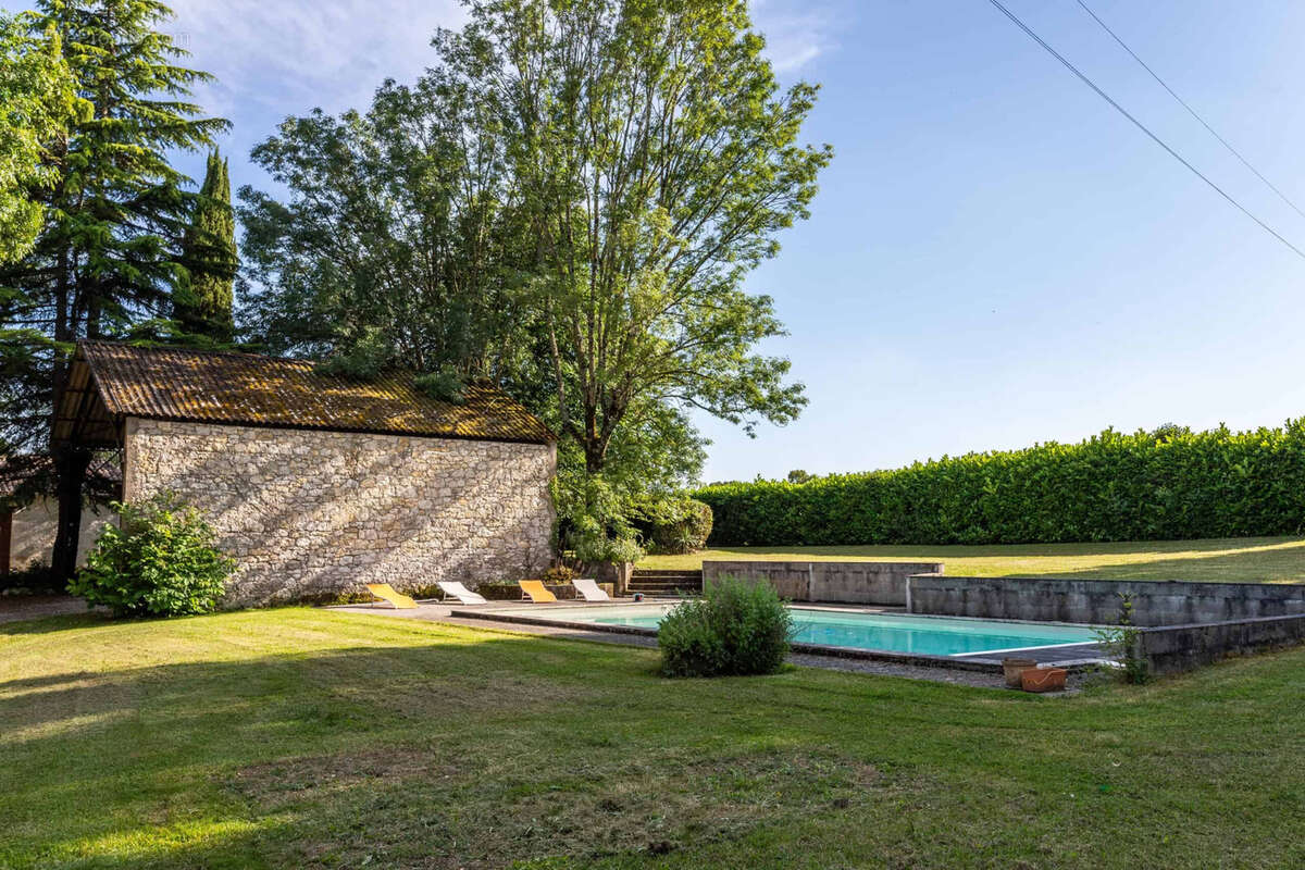 Maison à LAROQUE-TIMBAUT