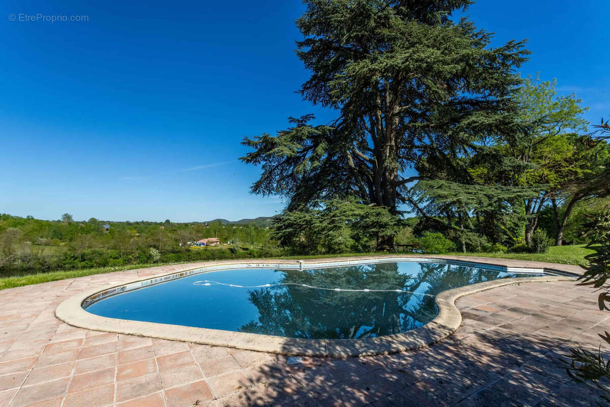 Maison à SAINT-SYLVESTRE-SUR-LOT