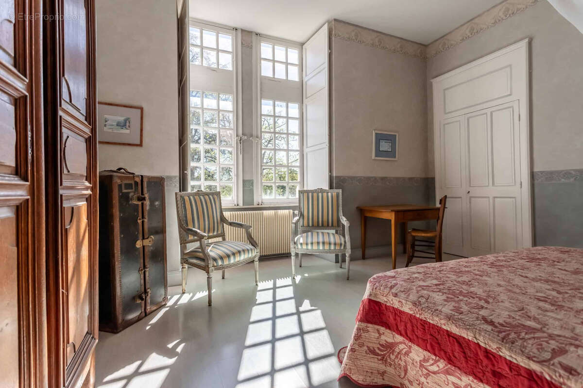 Maison à SAINT-SYLVESTRE-SUR-LOT