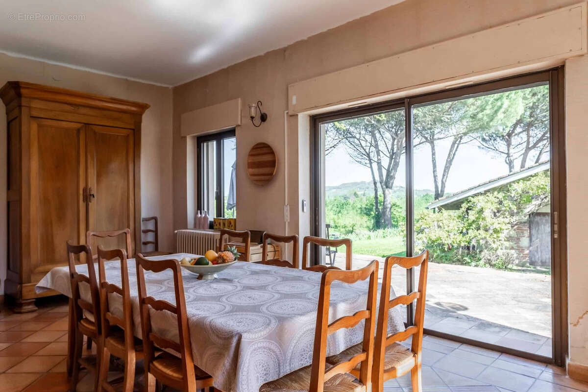 Maison à SAINT-SYLVESTRE-SUR-LOT