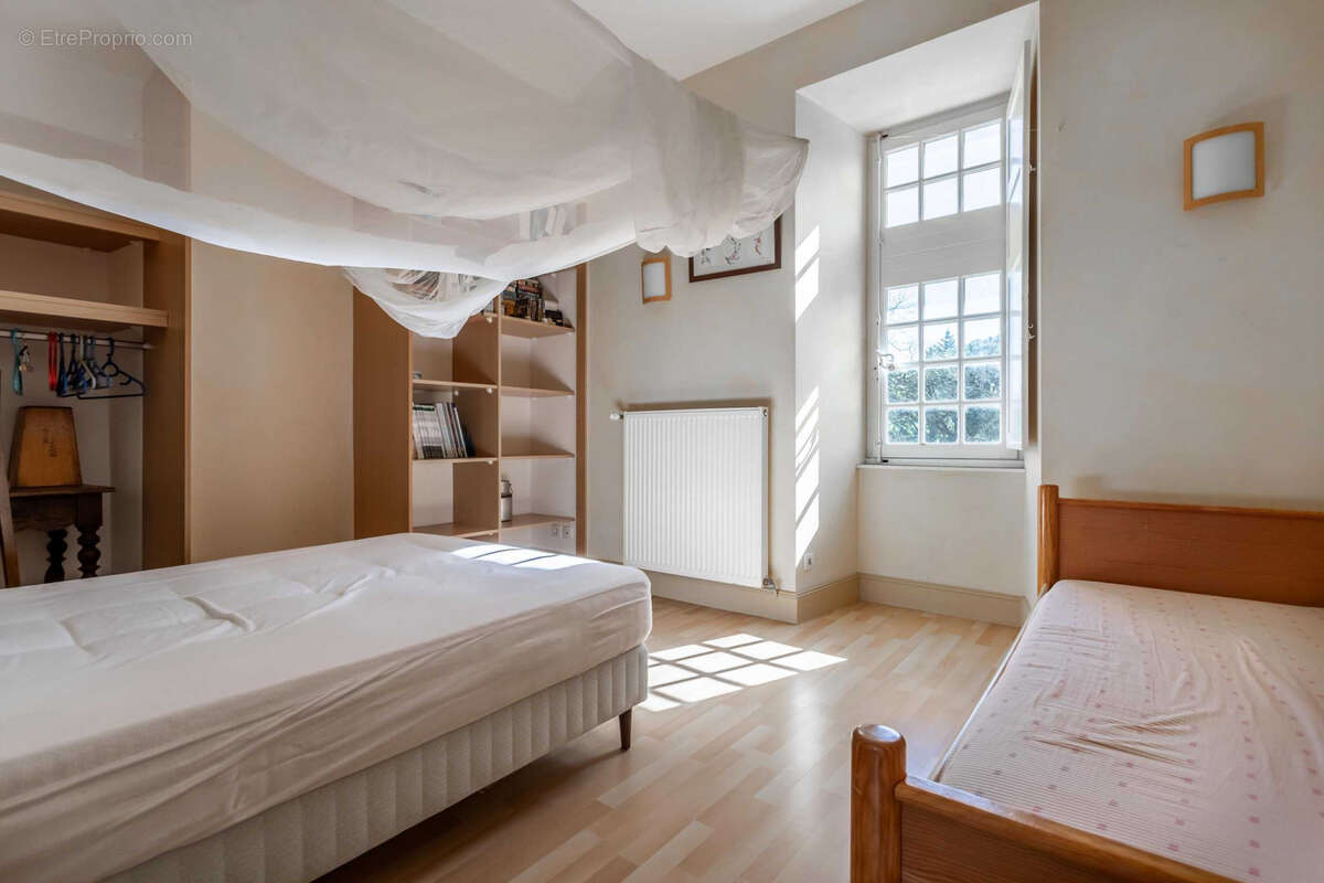 Maison à SAINT-SYLVESTRE-SUR-LOT