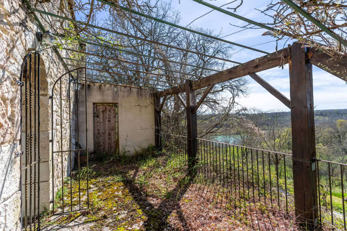 Maison à SAINT-MAURIN