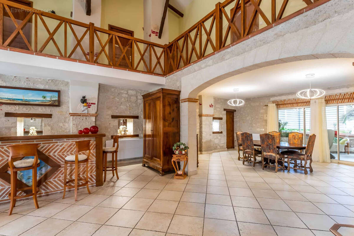 Maison à CASTELSAGRAT