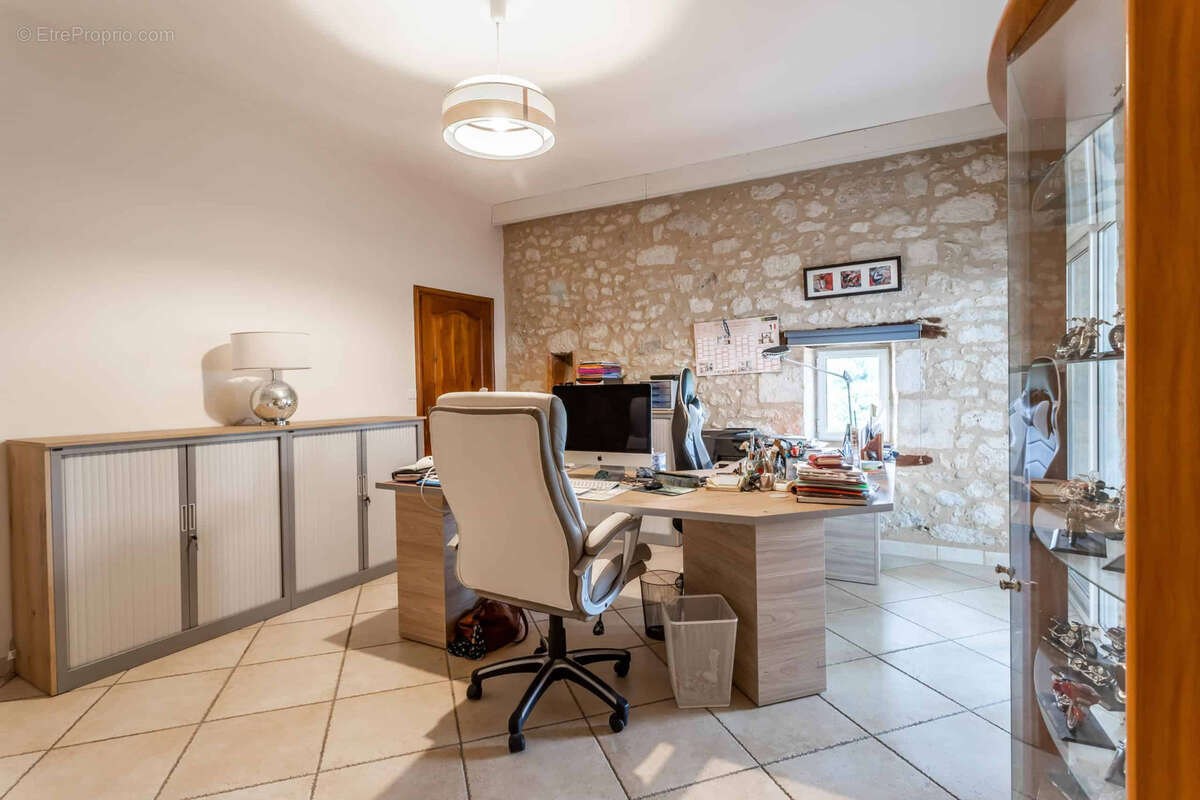 Maison à CASTELSAGRAT