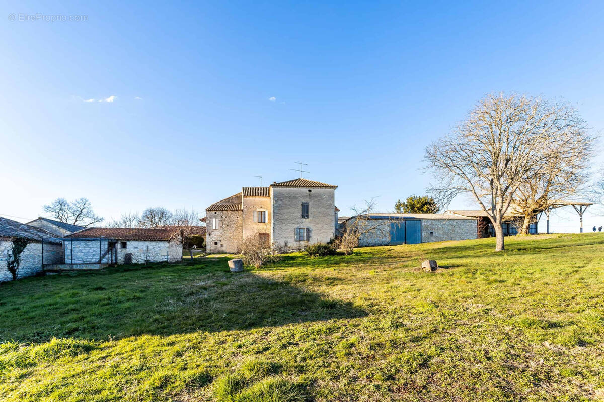 Maison à BOURG-DE-VISA