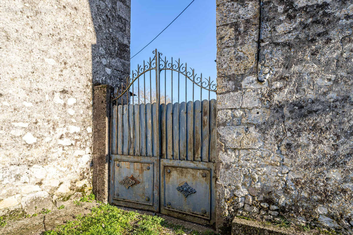 Maison à BOURG-DE-VISA