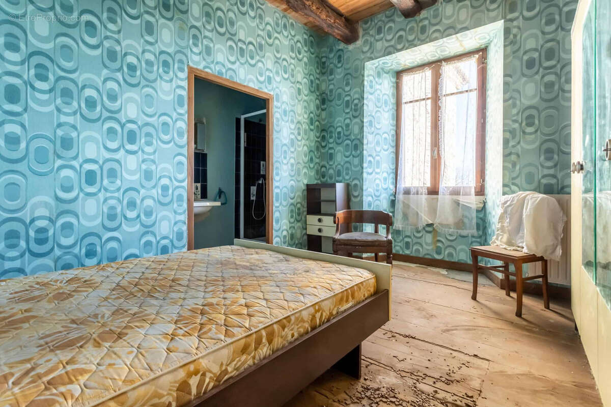 Maison à BOURG-DE-VISA