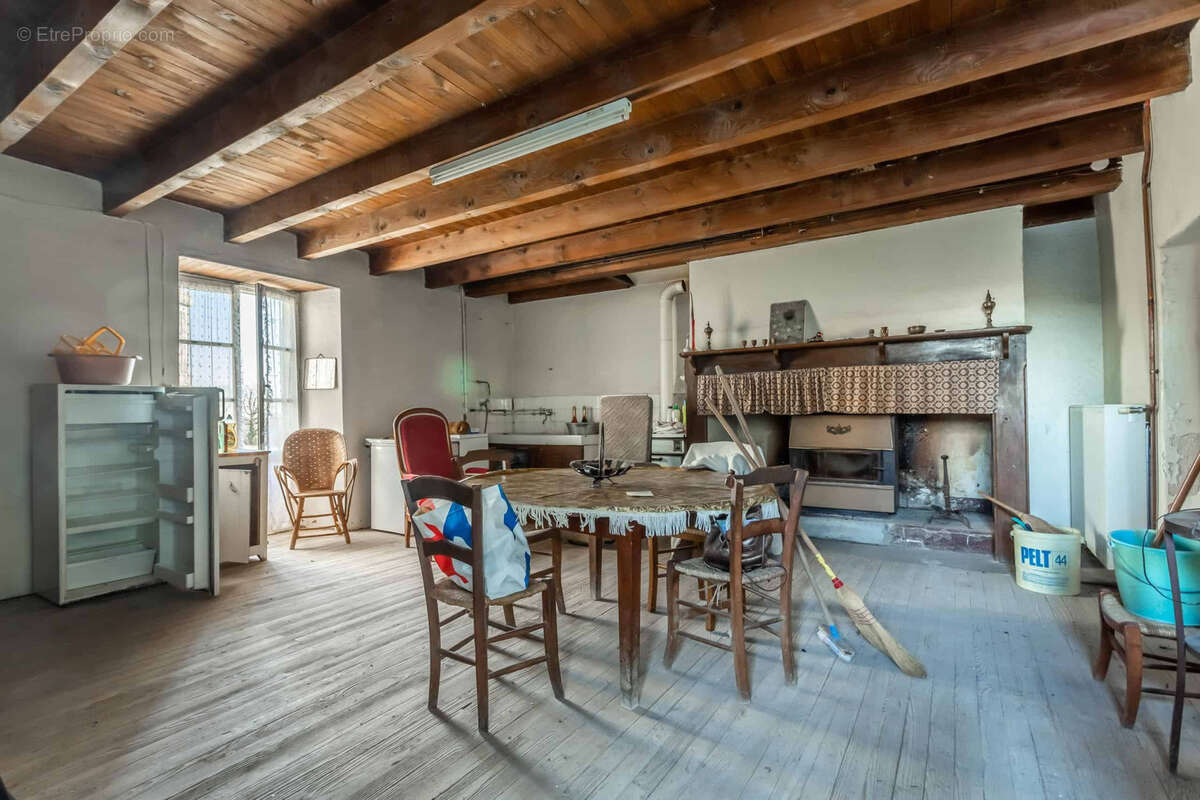 Maison à BOURG-DE-VISA