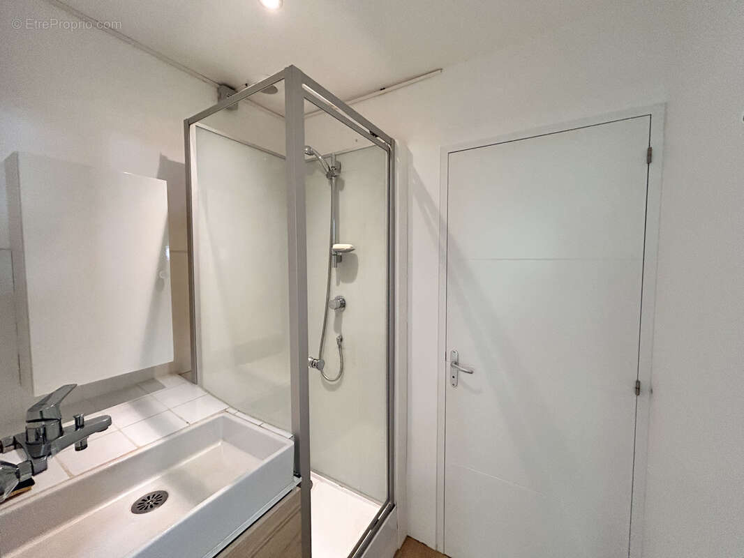 Appartement à LACENAS