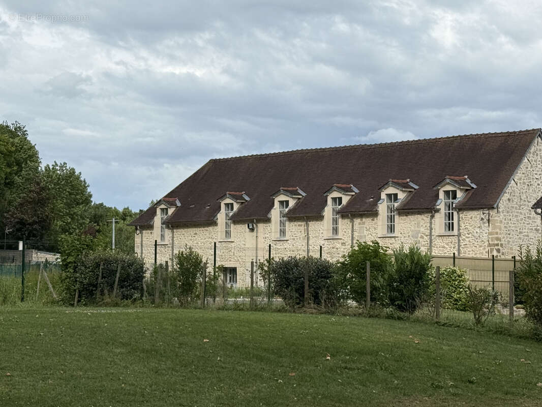 Commerce à BELLE-EGLISE