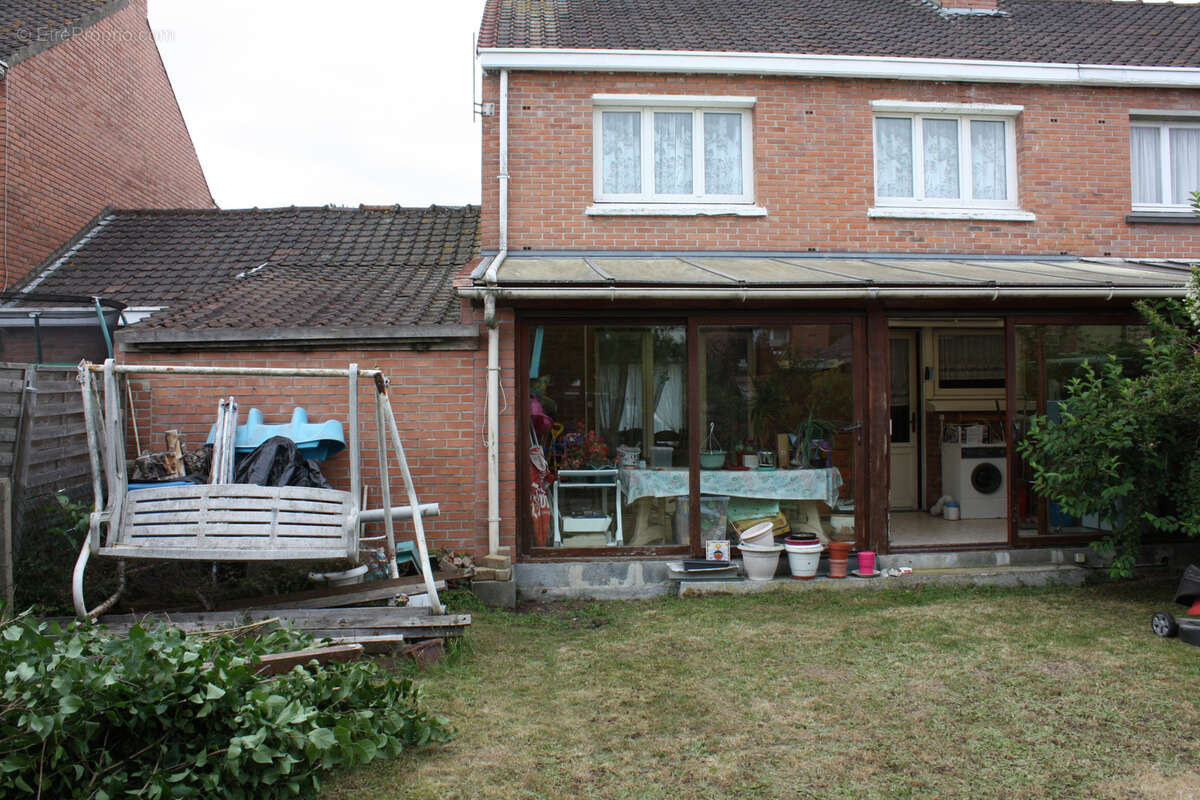 Maison à FACHES-THUMESNIL