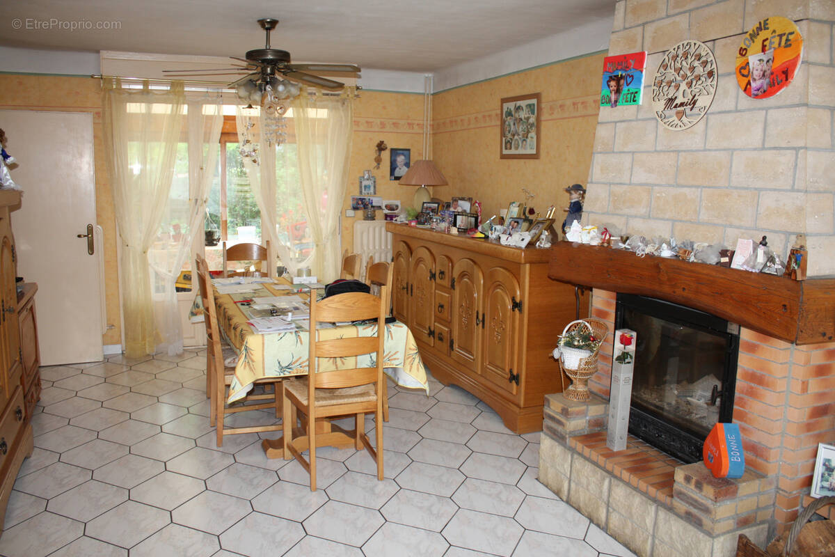 Maison à FACHES-THUMESNIL