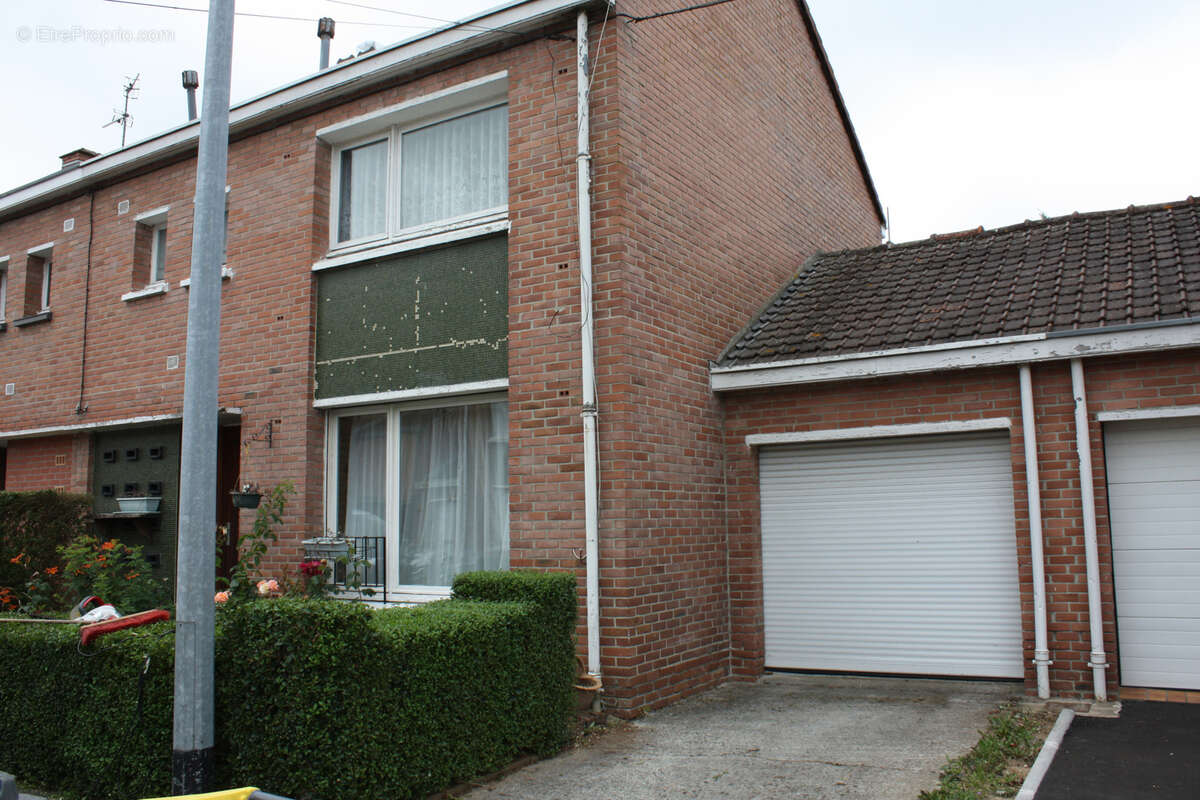 Maison à FACHES-THUMESNIL