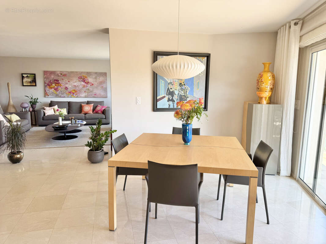 Maison à PEYMEINADE