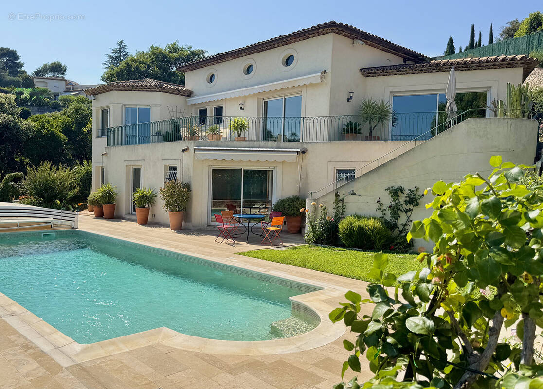 Maison à PEYMEINADE