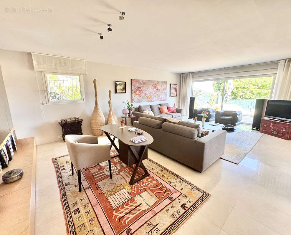 Maison à PEYMEINADE