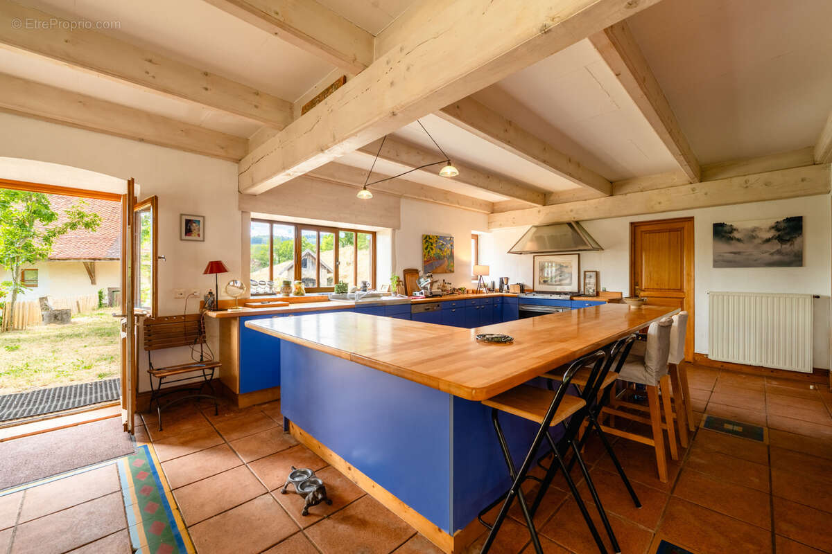 Maison à THORENS-GLIERES