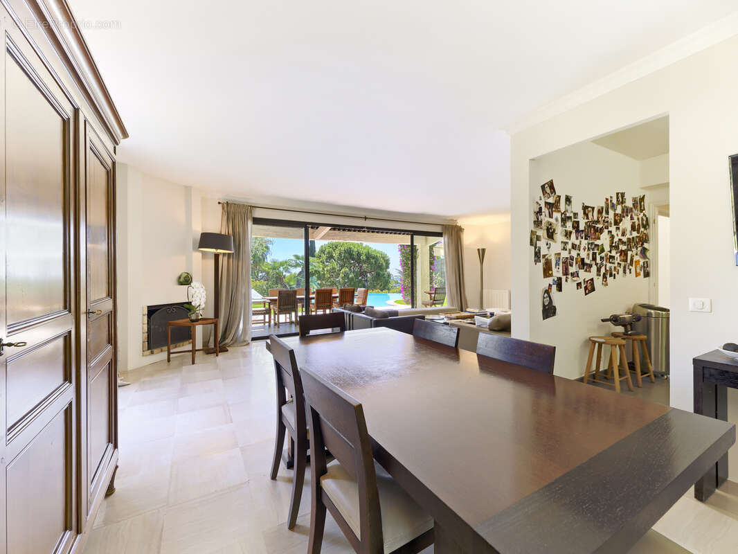 Maison à VILLENEUVE-LOUBET