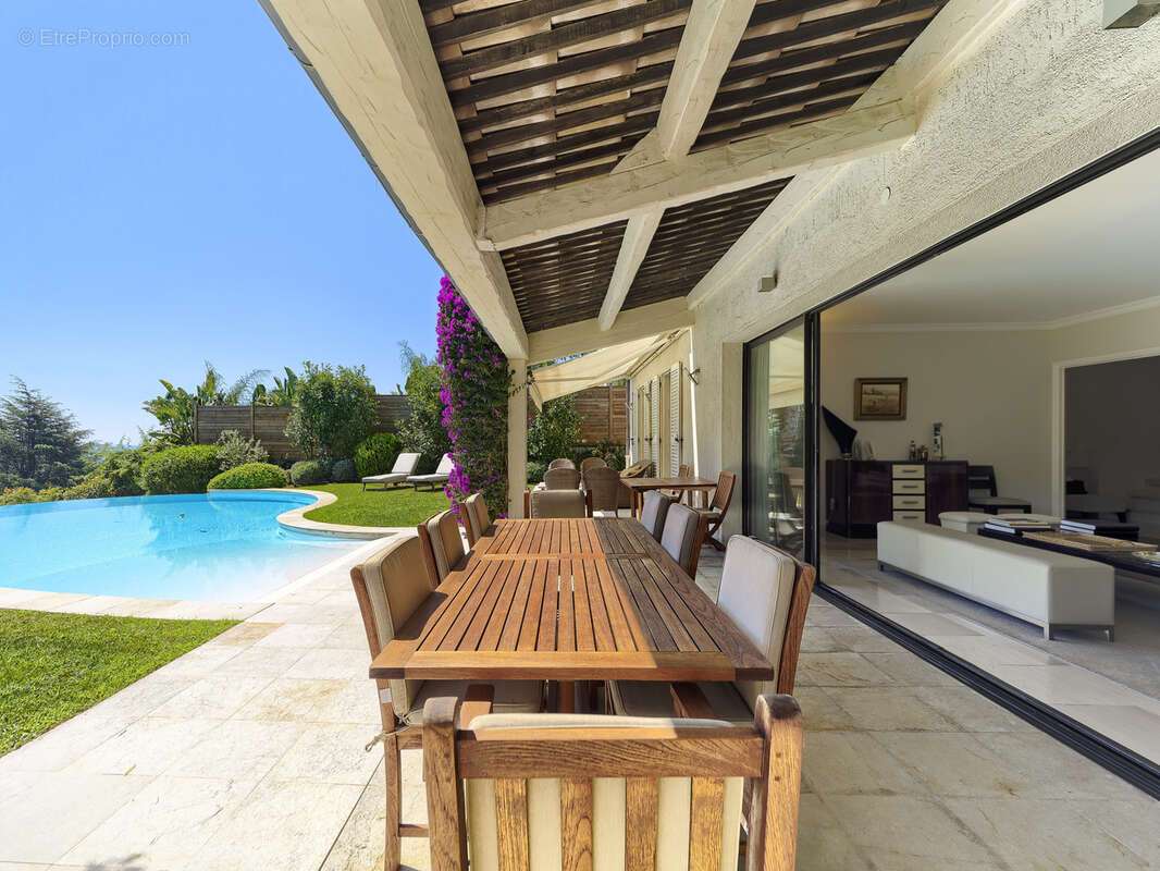 Maison à VILLENEUVE-LOUBET