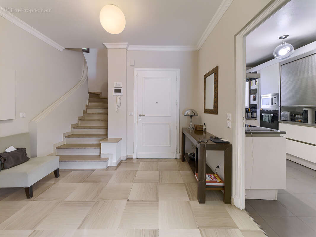 Maison à VILLENEUVE-LOUBET