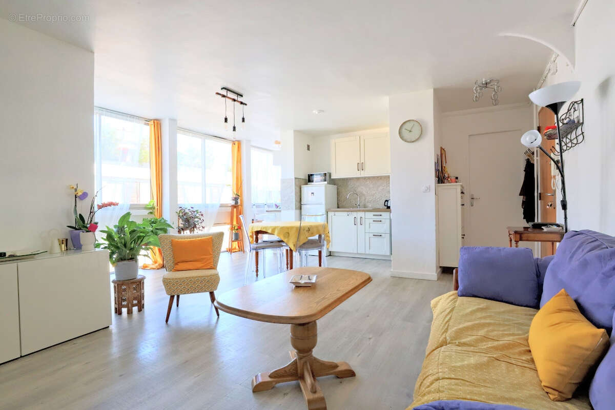 Appartement à HYERES