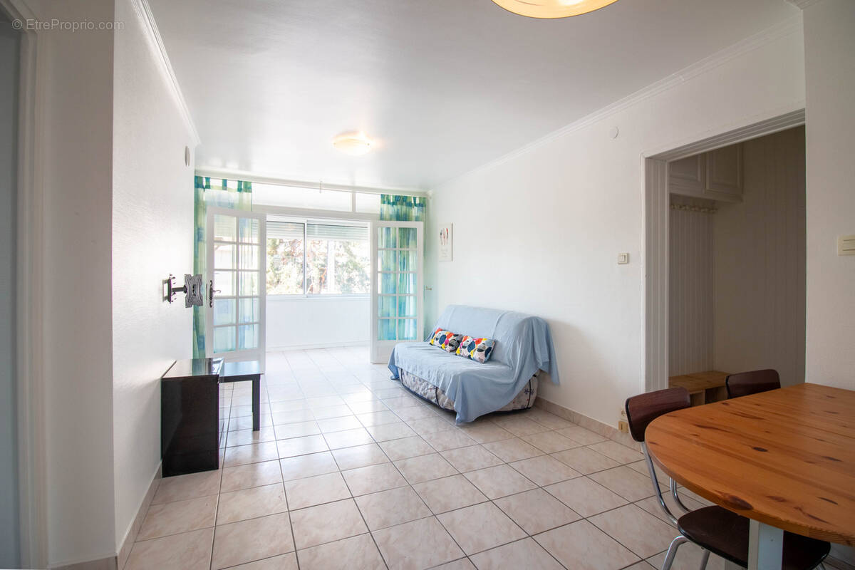 Appartement à AMBILLY