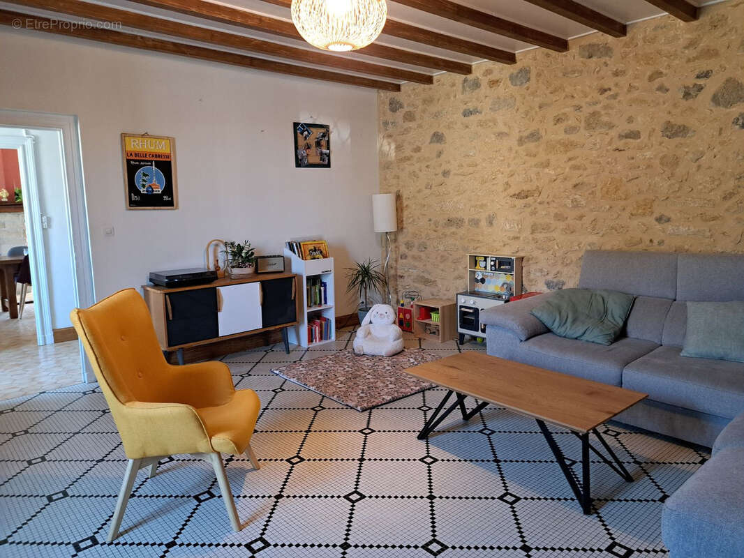 Maison à SAINT-MACAIRE