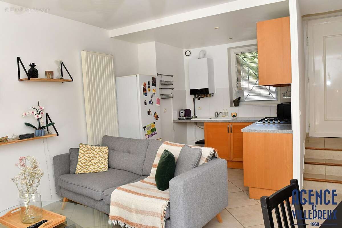 Appartement à VILLEPREUX