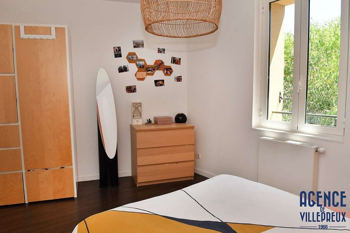 Appartement à VILLEPREUX