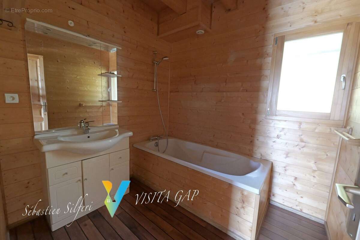 Maison à PELLEAUTIER