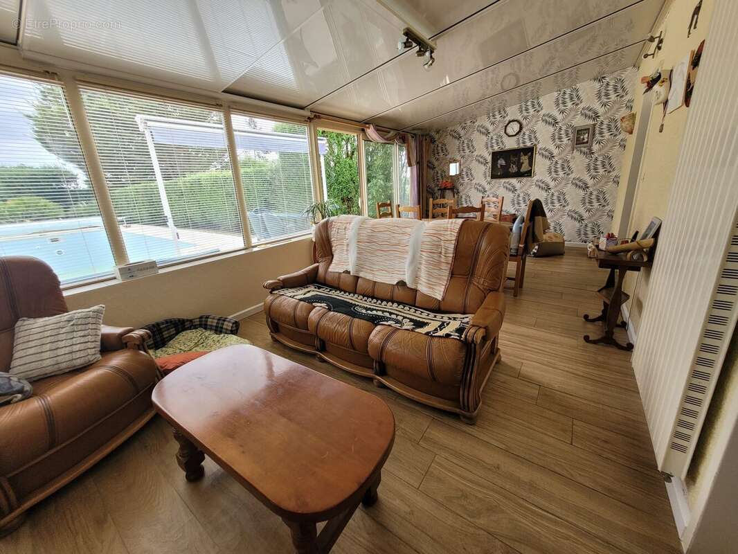 Maison à SAINT-JEAN-D&#039;ANGELY