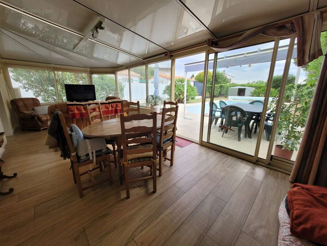 Maison à SAINT-JEAN-D&#039;ANGELY