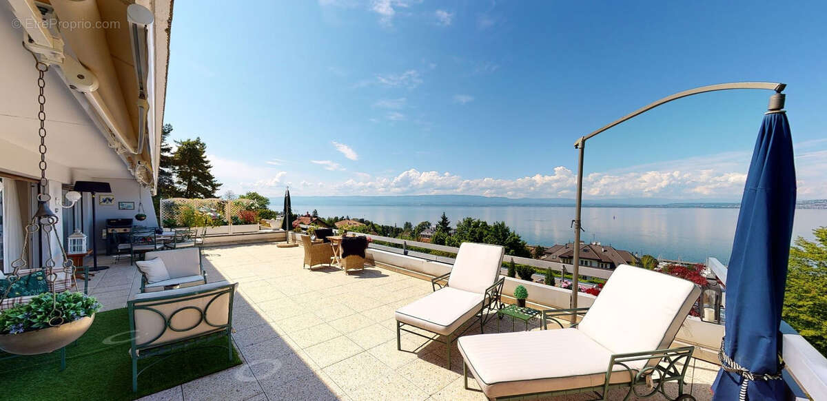 Appartement à EVIAN-LES-BAINS