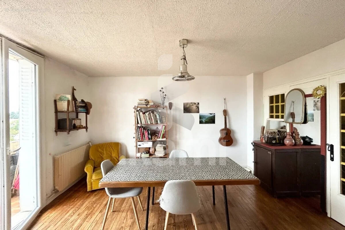 Appartement à ROMANS-SUR-ISERE