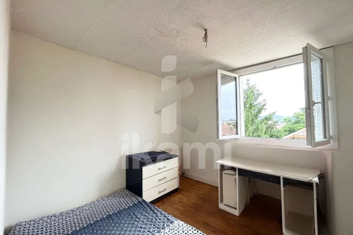 Appartement à ROMANS-SUR-ISERE