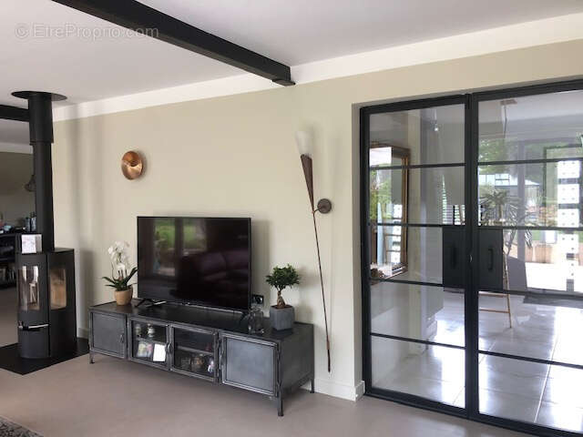 Maison à SAINT-LEGER-MAGNAZEIX