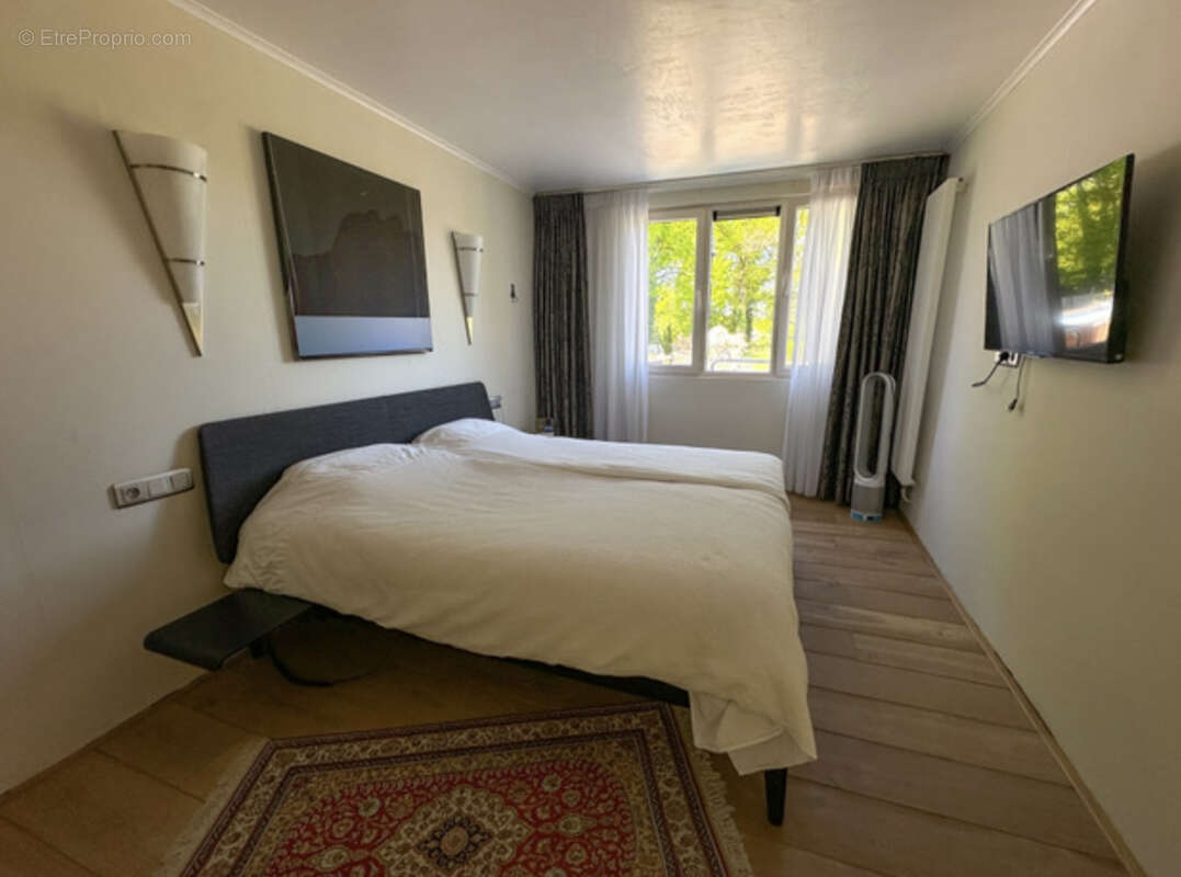 Maison à SAINT-LEGER-MAGNAZEIX