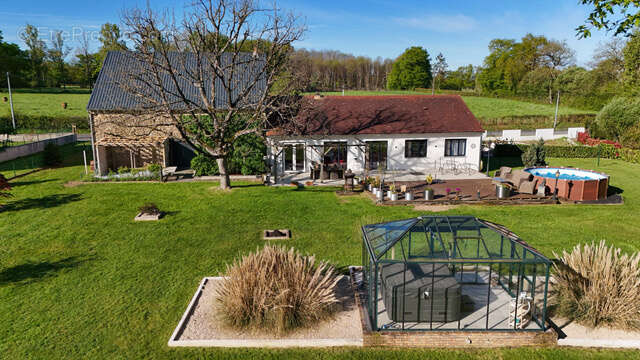 Maison à SAINT-LEGER-MAGNAZEIX