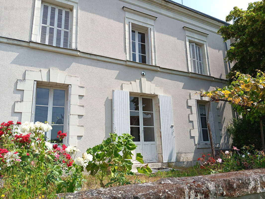 Maison à THESEE