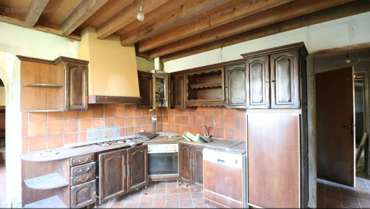 Maison à LA GUERCHE-SUR-L&#039;AUBOIS