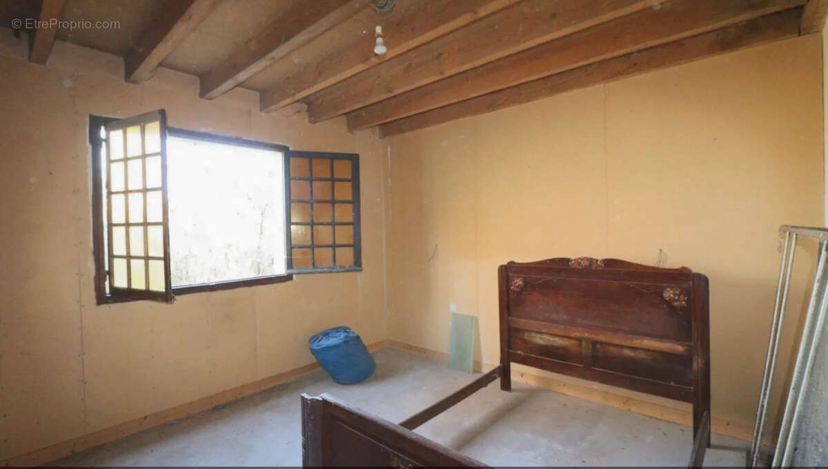 Maison à LA GUERCHE-SUR-L&#039;AUBOIS