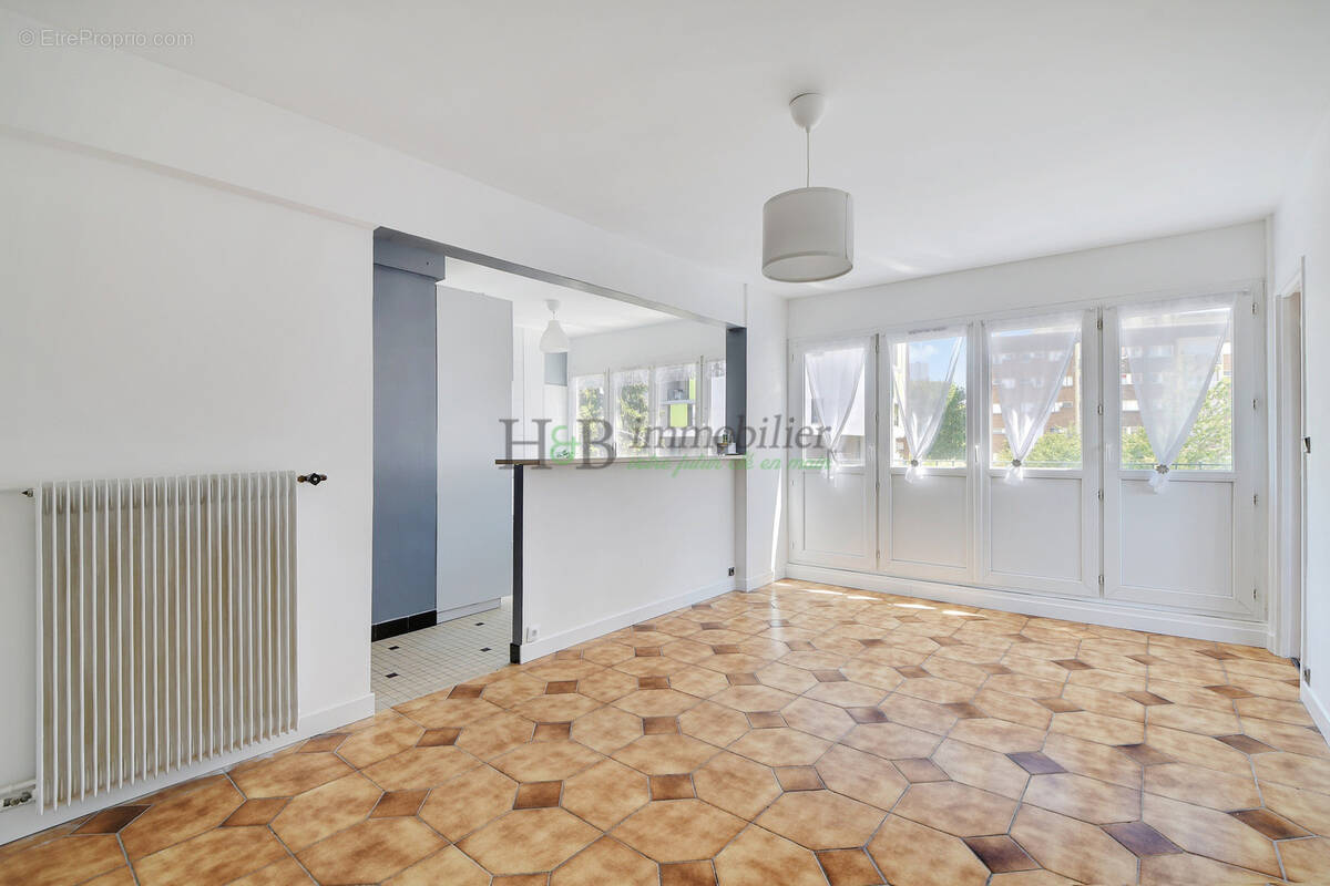 Appartement à BAGNOLET