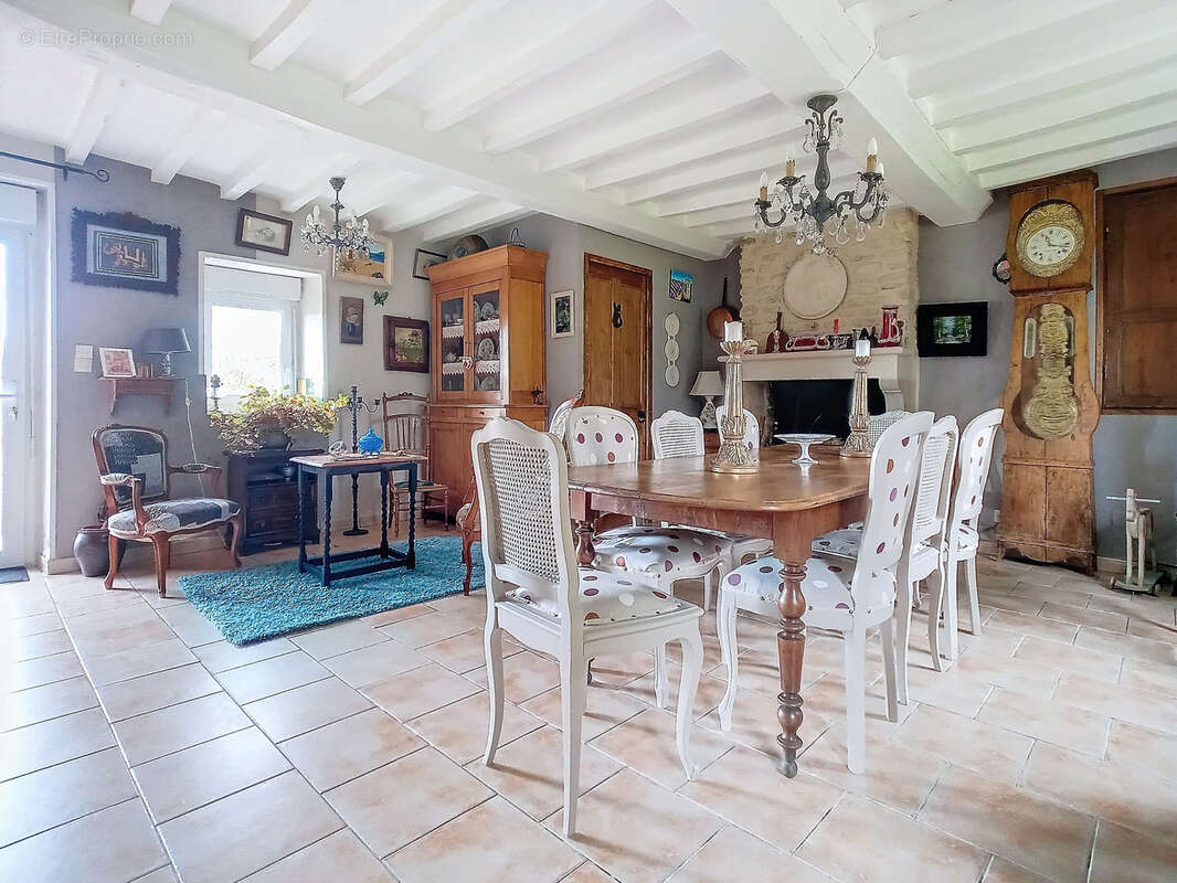 Maison à VILLERS-BOCAGE