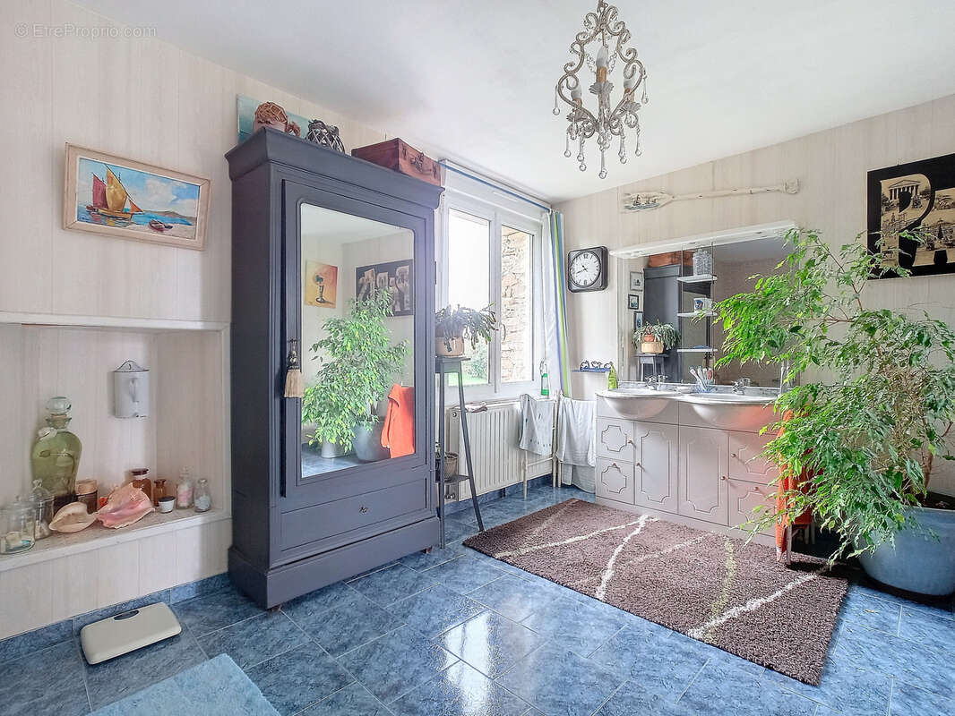 Maison à VILLERS-BOCAGE